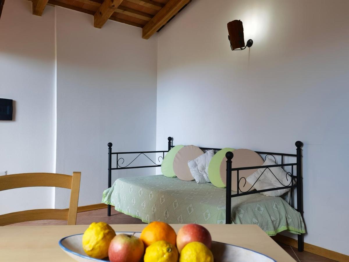 La Corte Degli Ulivi - Albergo Rurale Tresnuraghes Екстер'єр фото