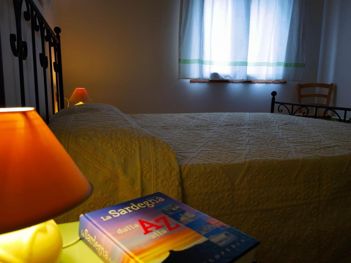 La Corte Degli Ulivi - Albergo Rurale Tresnuraghes Екстер'єр фото