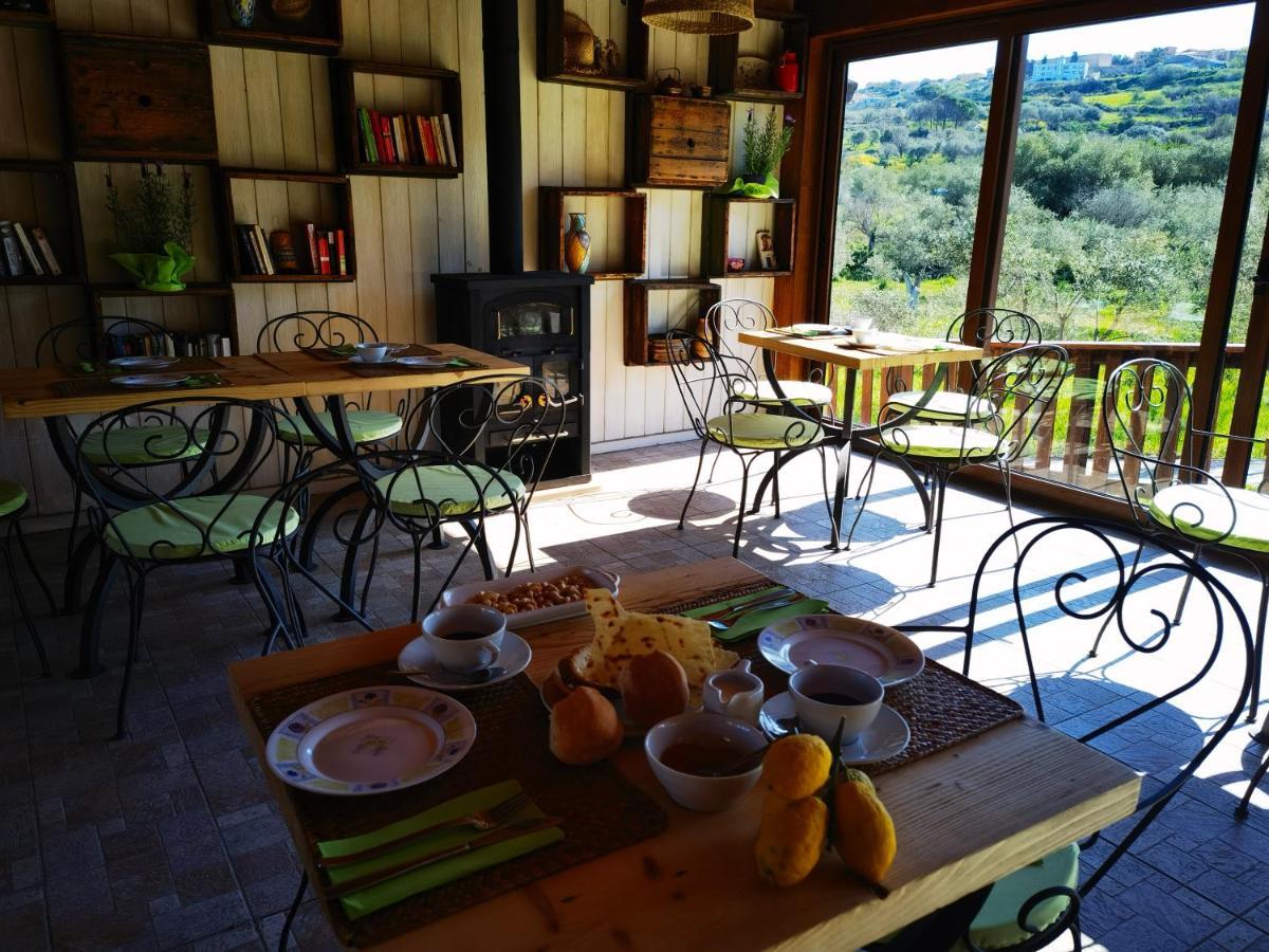 La Corte Degli Ulivi - Albergo Rurale Tresnuraghes Екстер'єр фото
