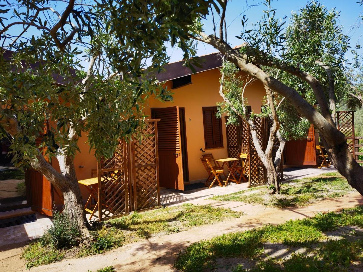 La Corte Degli Ulivi - Albergo Rurale Tresnuraghes Екстер'єр фото
